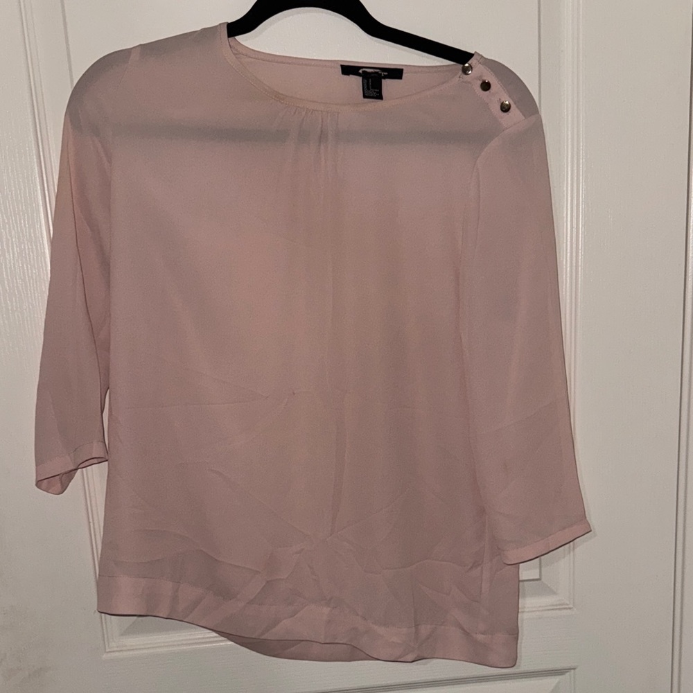 Chic Light Pink Blouse with Button Accents